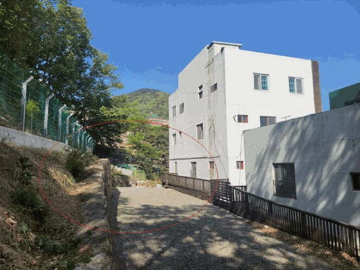부산광역시 북구 만덕동 812-49 근린주택 경매 사진 1