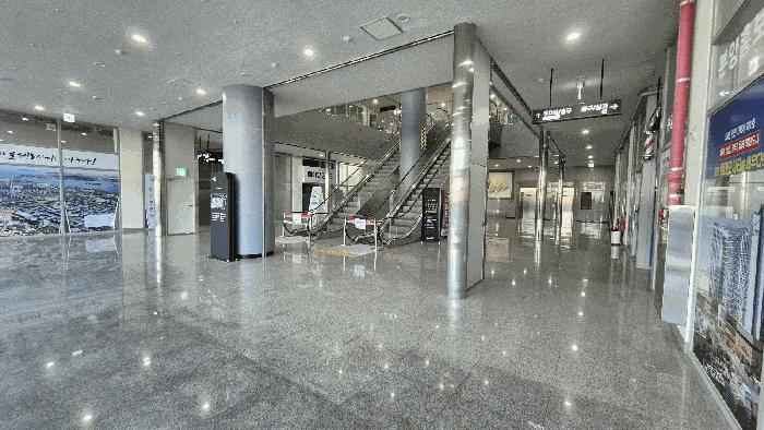 인천광역시 서구 경중로 20, 1층117호(경서동, 청라로데오시티포레안)구) 인천광역시 서구 경서동 0 근린상가 경매 사진 3