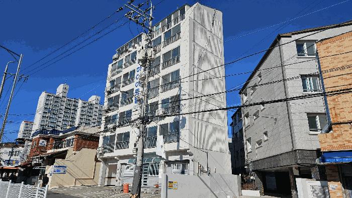 경상남도 창원시 마산회원구 양덕동 105-22 양덕하이아트빌 2층202호 아파트 경매 사진 3