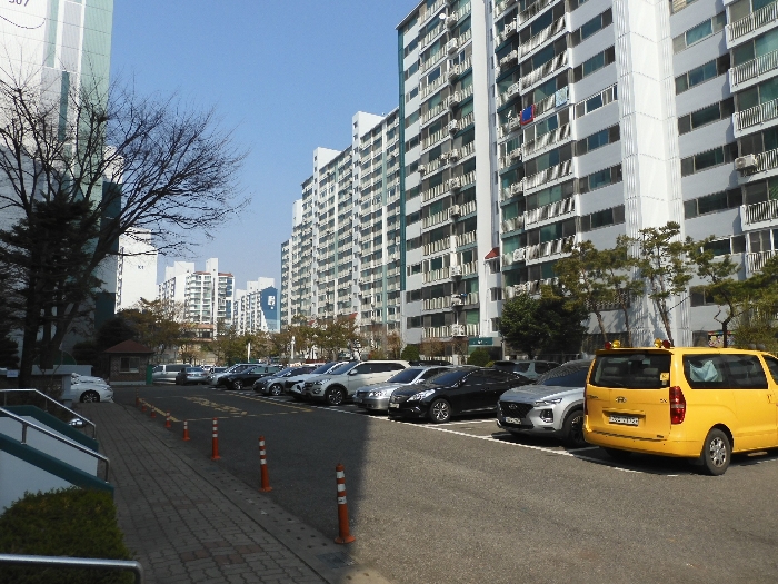 전북특별자치도 전주시 덕진구 송천동2가 175-44, 301동 13층1302호 (송천동2가,현대3차아파트) 외 4필지 아파트 경매 사진 9