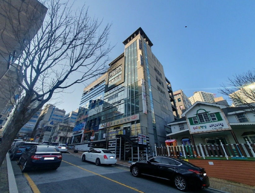 부산 기장군 정관읍 모전리 740-15, 1층106호 (모전리케이스퀘어) 외 1필지 근린상가 경매 사진 1