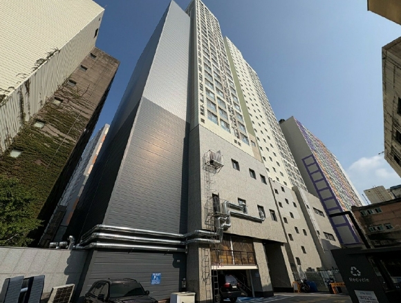 광주 동구 금남로4가 79-1, 17층1703호 (금남로4가,로머스파크주건축물) 외 2필지 오피스텔(상업) 경매 사진 2