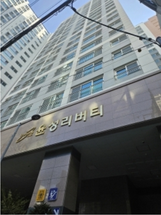 부산 금정구 장전동 604-12, 3층305호 (장전동,윤성리버티) 아파트 경매 사진 2