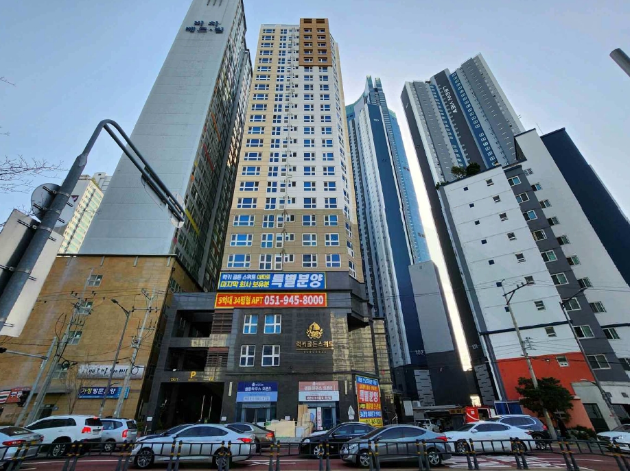 부산 해운대구 중동 1199-4, 4층403호 (중동,럭키골든스위트) 아파트 경매 사진 1