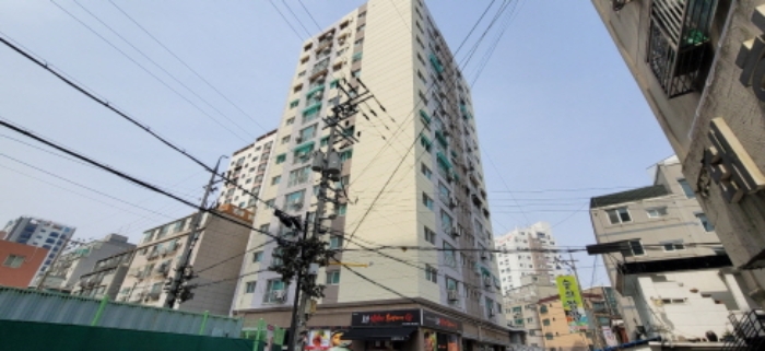 인천광역시 미추홀구 숭의동 169-25 골드프라임 13층1304호 외 2필지 아파트 경매 사진 2