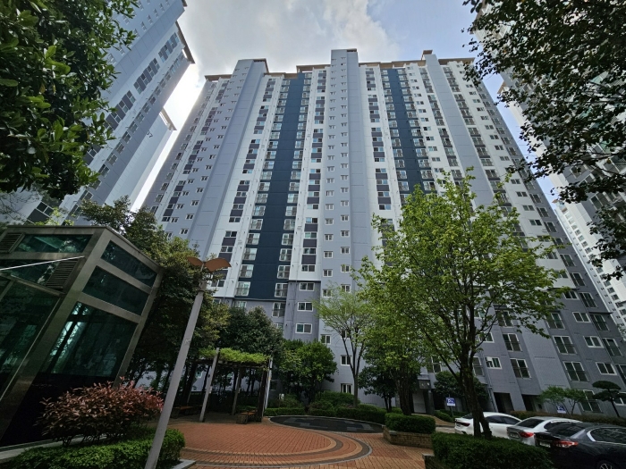 부산 동래구 사직동 1017, 108동 24층2403호 (사직동,사직쌍용예가) 아파트 경매 사진 4