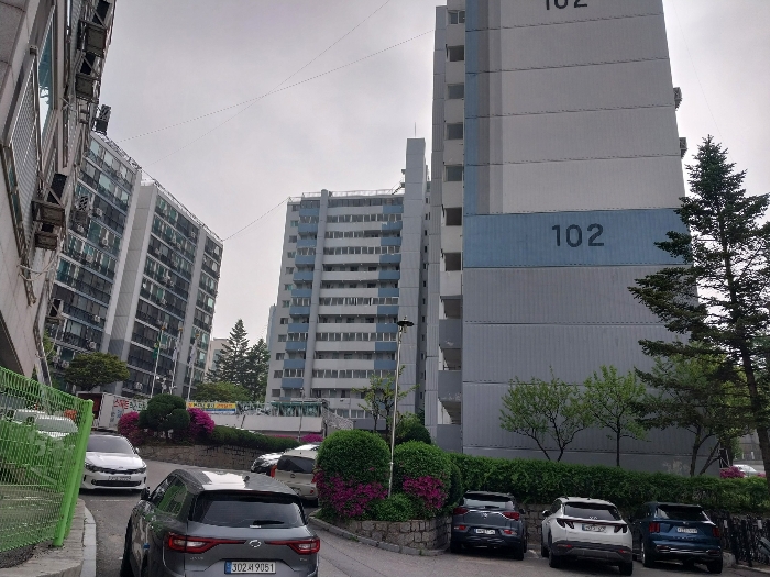 경기 이천시 창전동 49-1, 102동 6층 610호 (창전동,현대아파트) 외 7필지 아파트 경매 사진 4