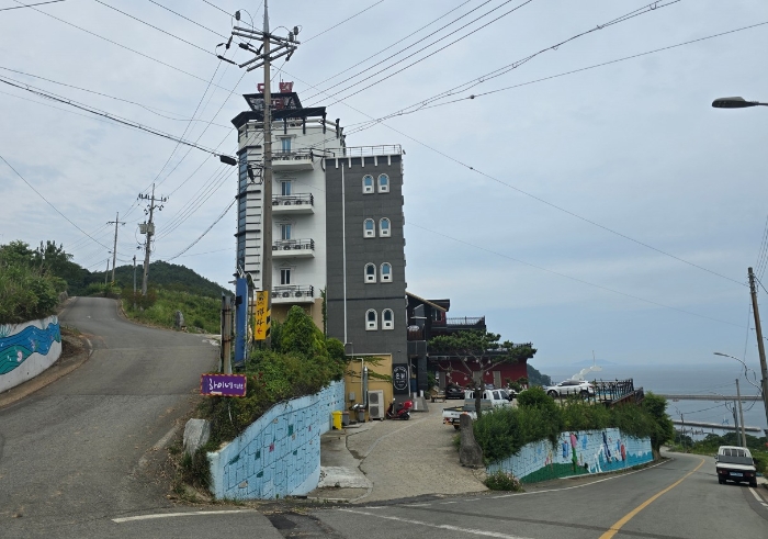 경상남도 남해군 삼동면 물건리 16-25 외 1필지 숙박시설 경매 사진 10