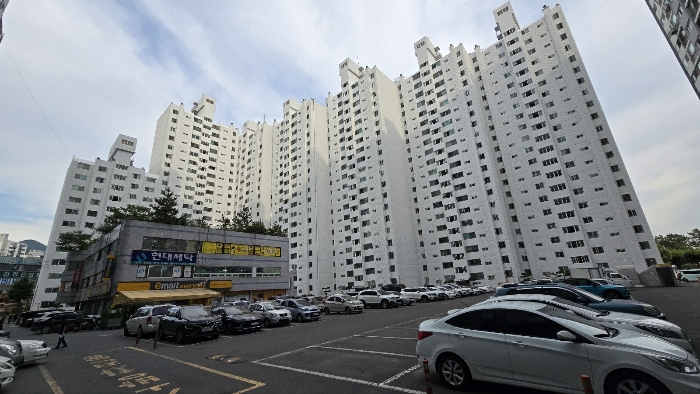 울산 북구 중산동 621, 101동 16층1609호 (중산동,현대글로리아) 외 5필지 아파트 경매 사진 2