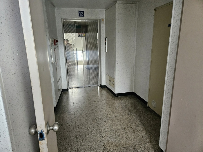 부산 금정구 구서동 165-1, 102동 13층1306호 (구서동,구서신동아아파트) 아파트 경매 사진 6