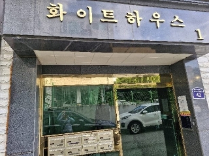 경기 양평군 양평읍 백안리 335-3, 1동 3층 301호 (화이트하우스1) 외 1필지 다세대주택 경매 사진 2