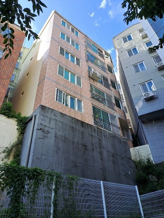 부산 중구 대청동1가 9-59, 1층201호 (대청동1가,용두리치빌) 다세대주택 경매 사진 5