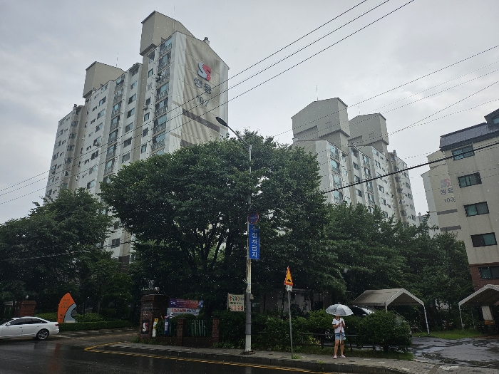 경기 김포시 감정동 517-1, 107동 14층 1404호 (감정동, 쌍용아파트) 외 3필지 아파트 경매 사진 9