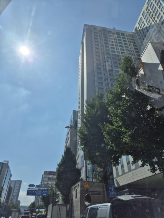 광주 동구 금남로4가 79-1, 10층 1015호 (금남로4가,로머스파크주건축물) 외 2필지 오피스텔(주거) 경매 사진 1