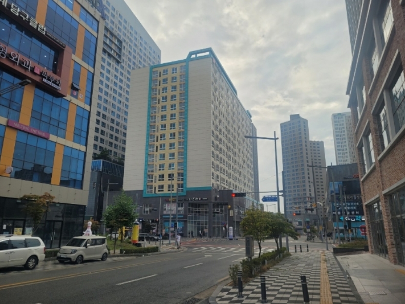 경북 김천시 율곡동 811, 제1층 제113호 (율곡동,영무메트로) 근린상가 경매 사진 2