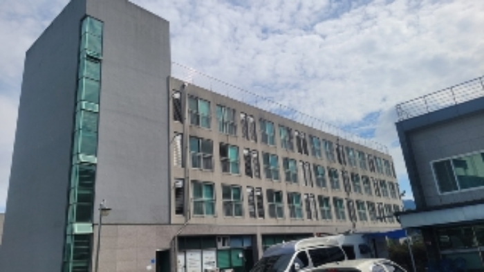 경남 창원시 마산회원구 내서읍 중리 794-4, 2층216호 (팔래스오피스텔) 외 1필지 오피스텔(주거) 경매 사진 1