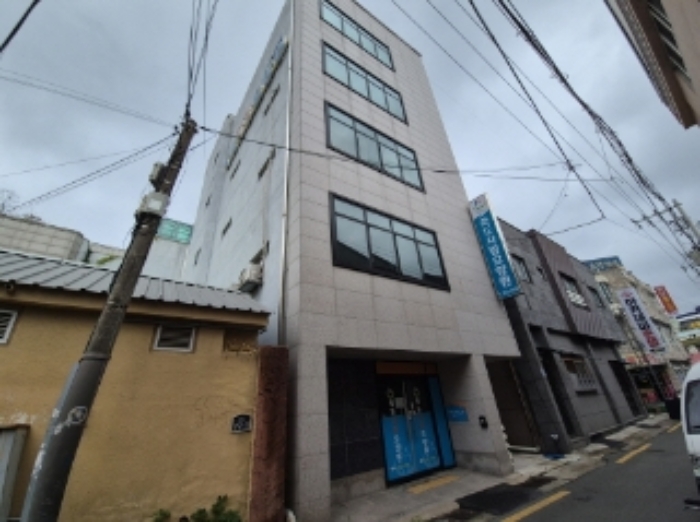 경상북도 포항시 북구 여천동 110 외 1필지 근린생활시설 경매 사진 1
