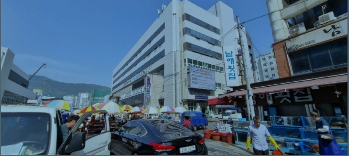 부산 중구 남포동5가 92, 2층107호 (남포동5가,신동아상가) 외 1개호 근린상가 경매 사진 2