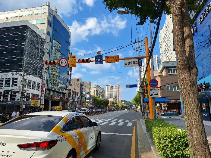 부산 금정구 남산동 51-1, 12층1206호 (남산동,남산누리마을) 외 1필지 오피스텔(주거) 경매 사진 9