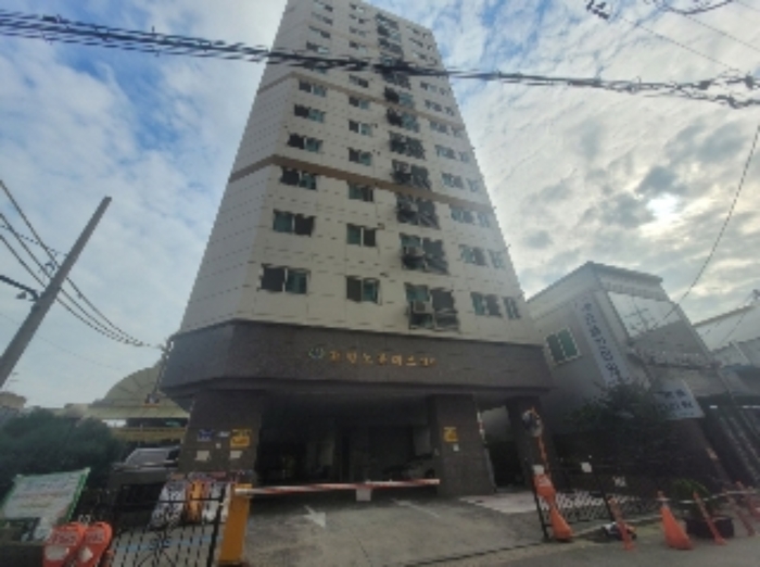 경기 안양시 만안구 안양동 676-38, 13층1305호 (안양동,원평노블레스12차) 연립주택 경매 사진 1
