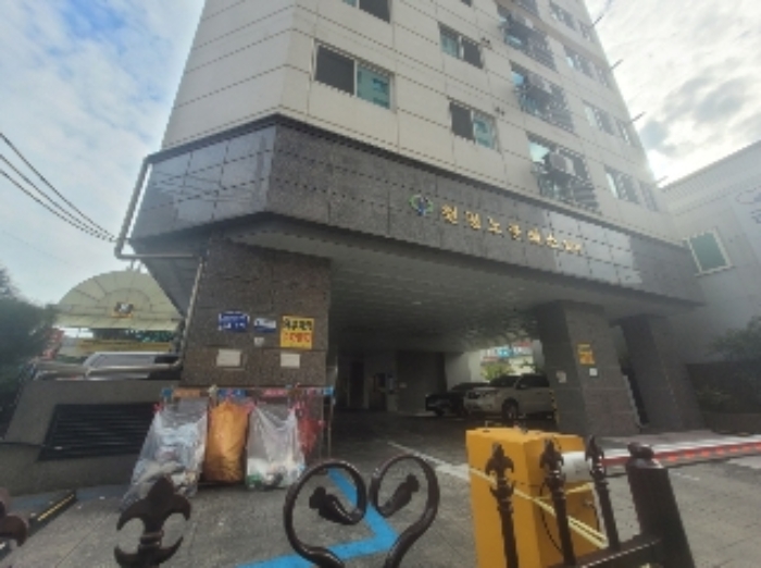 경기 안양시 만안구 안양동 676-38, 13층1305호 (안양동,원평노블레스12차) 연립주택 경매 사진 2