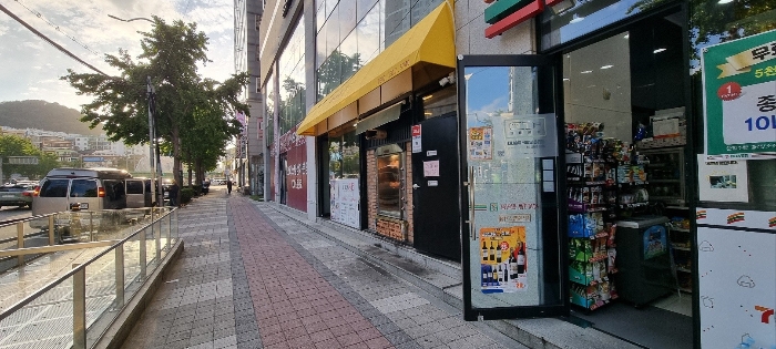 부산 부산진구 당감동 1016, 1동 1층101호 (당감동,힐탑스타) 외 3필지 근린상가 경매 사진 3