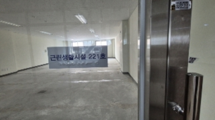 전남 나주시 빛가람동 200, 제2층 제221호 (빛가람동,중흥에스-클래스메가티움2차) 근린상가 경매 사진 3
