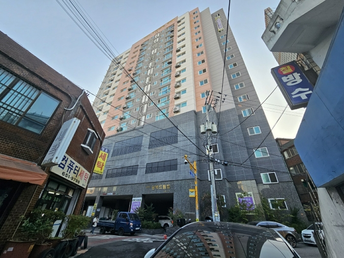 경기 부천시 원미구 심곡동 132-14, 13층 1303호 (심곡동, 광백드림빌) 외 4필지 오피스텔(주거) 경매 사진 6