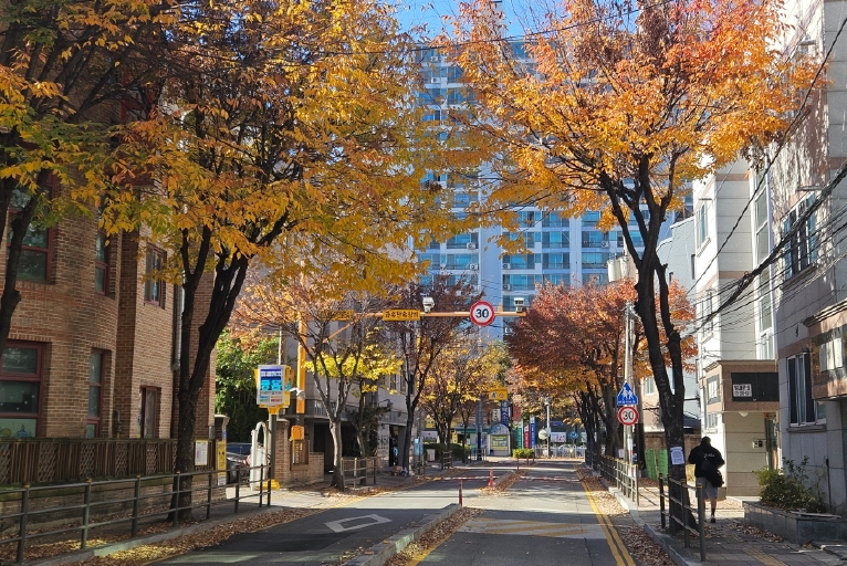 충남 천안시 동남구 신부동 861, 107동 3층302호 (신부동,우방아파트) 외 2필지 아파트 경매 사진 2