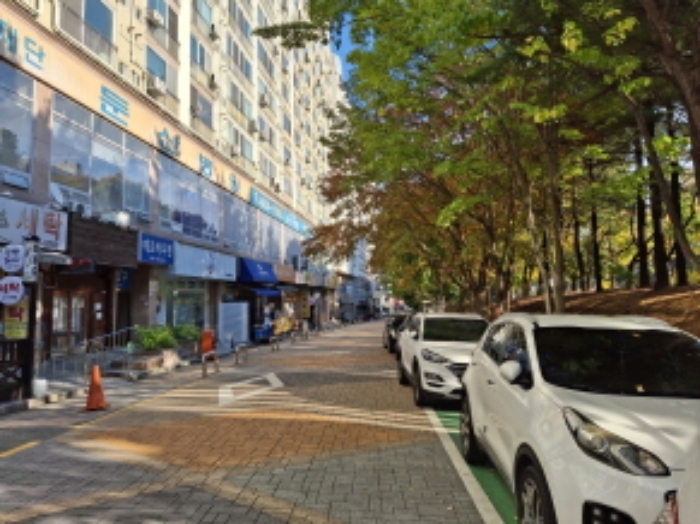 대전 서구 둔산동 1119, 8층817호 (둔산동,메르하우젠) 아파트 경매 사진 1