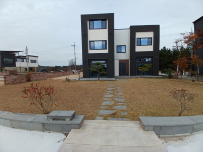 충청남도 서산시 음암면 신장리 261-45 외 5필지 상가주택 경매 사진 3