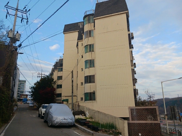 경기도 연천군 전곡읍 전곡리 381-7 1층101호 외 4필지 아파트 경매 사진 4