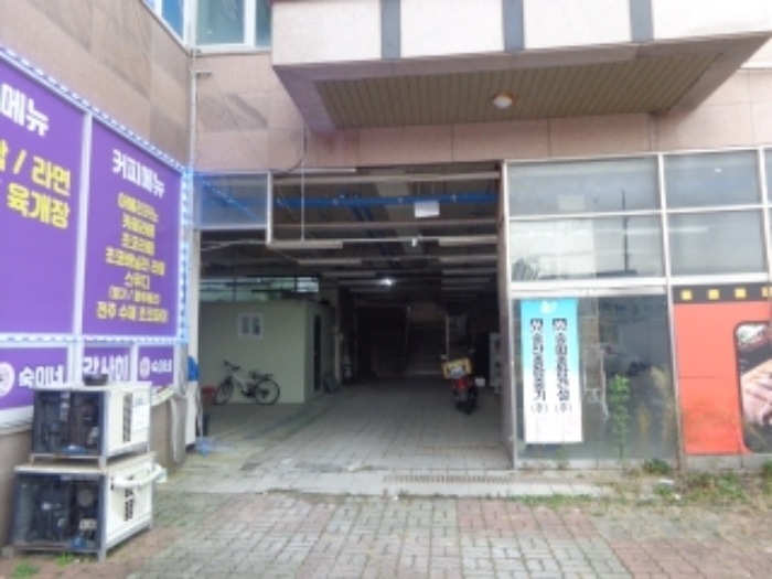 충남 태안군 안면읍 창기리 1267-12, 1층136호 (백사장공동어판장) 외 5필지 근린상가 경매 사진 2