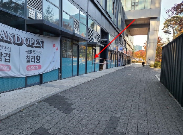 경기 용인시 기흥구 농서동 455, 1층엘112호 (농서동,프리미엄원희캐슬기흥서천) 외 2필지 근린상가 경매 사진 2