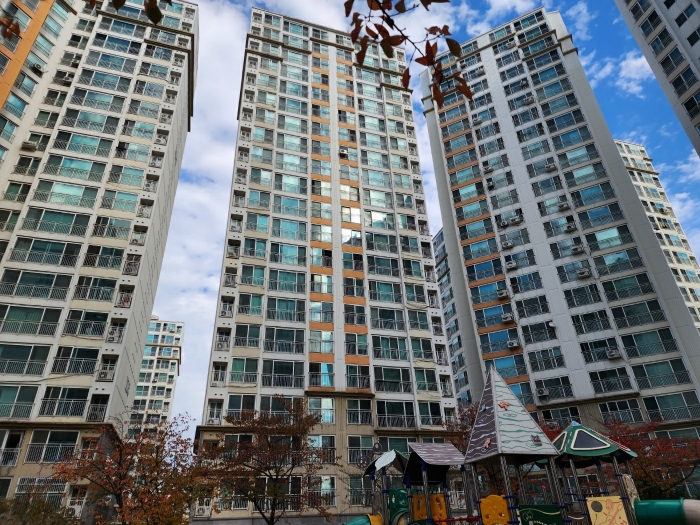 경남 진주시 상평동 1068-1, 105동 14층1402호 (상평동,상평동동일스위트아파트) 아파트 경매 사진 2