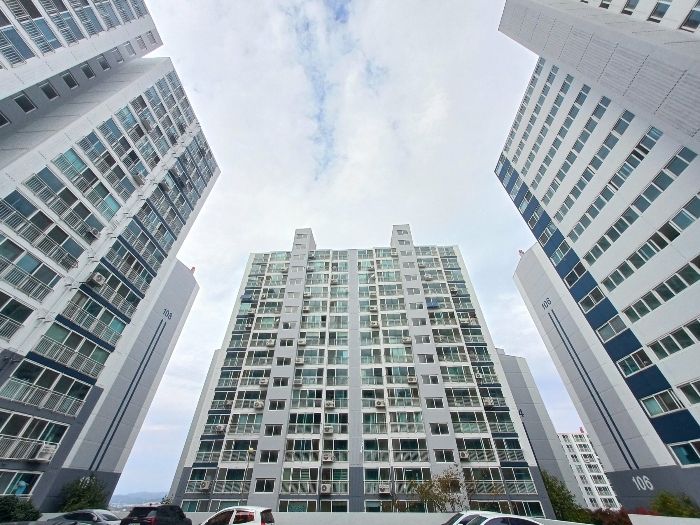 경남 사천시 용현면 신복리 7-1, 107동 9층904호 (동강아뜨리에) 외 1필지 아파트 경매 사진 3