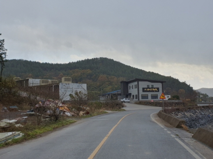 전라남도 강진군 마량면 수인리 산143-6 외 1필지 공장 경매 사진 1