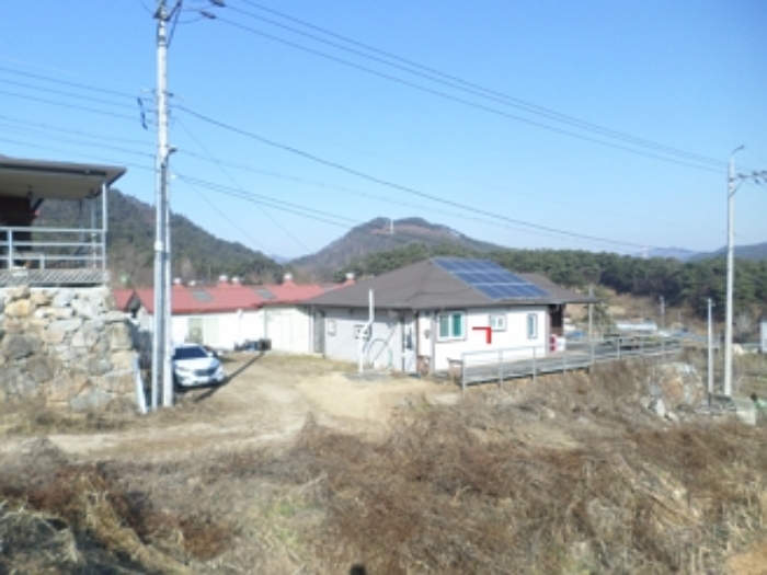강원특별자치도 횡성군 공근면 학담리 177-4 외 1필지 동물및식물관련시설 경매 사진 1