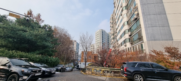경기 수원시 팔달구 인계동 303-3, 1동 3층311호 (인계동,수정아파트) 외 3필지 아파트 경매 사진 10