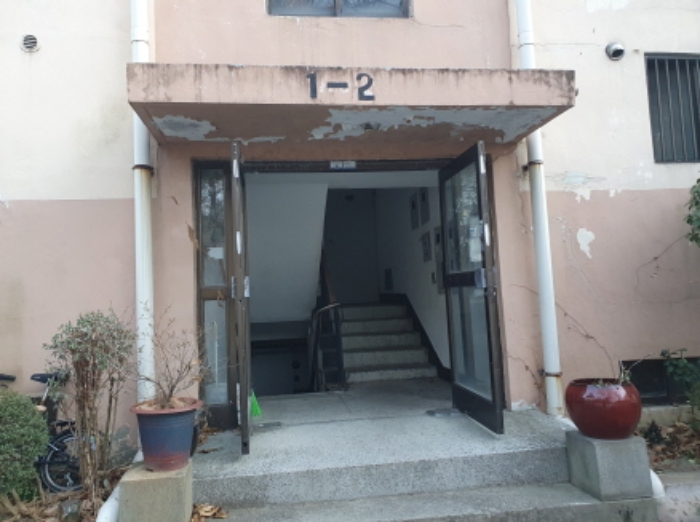 경기 남양주시 금곡동 161-6, 202동 3층301호 (금곡동,세림아파트) 외 3필지 아파트 경매 사진 1