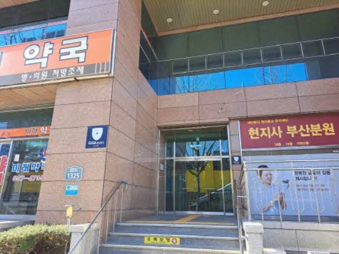 부산 동래구 온천동 1439-3, 1층105호 (온천동,이센타워) 외 1개호 외 3필지 근린상가 경매 사진 2