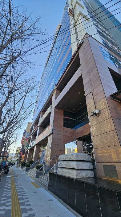 부산 동래구 온천동 1439-3, 1층105호 (온천동,이센타워) 외 1개호 외 3필지 근린상가 경매 사진 6
