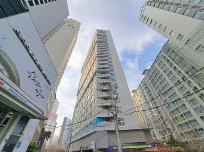 부산 부산진구 전포동 890-32, 4층401호 (전포동,전포 코아루 오펠리움오피스텔) 오피스텔(주거) 경매 사진 1
