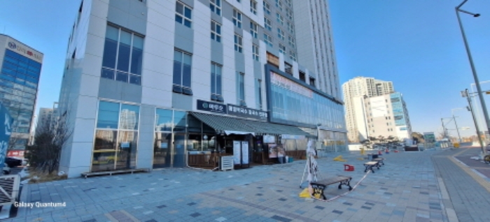 인천 서구 청라동 167-23, 1층104호 (청라동,청라월드메르디앙커낼웨이) 근린상가 경매 사진 2