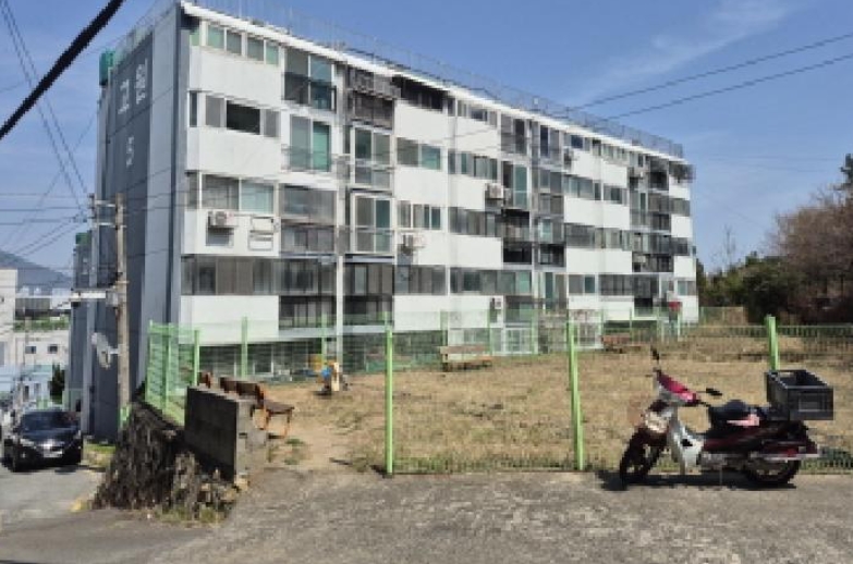 부산 부산진구 개금동 산 54-4, 5동 2층202호 (개금동,고원아파트) 외 9필지 아파트 경매 사진 1