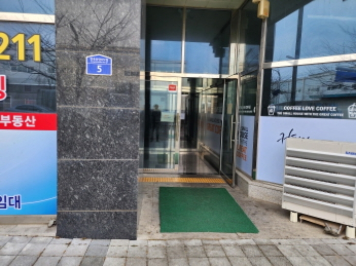 경기 화성시 만세구 서신면 전곡리 1113-5, 1동 1층108호 (스타캐슬) 근린상가 경매 사진 2
