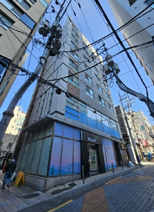 서울 서대문구 대현동 56-119, 1동 1층101호 (대현동,송스8) 외 4필지 근린상가 경매 사진 1