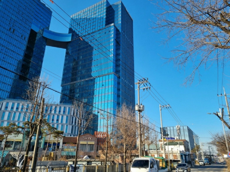 경기 오산시 가수동 399, 지식산업센터동 13층에프1317비호 (가수동,현대테라타워씨엠씨) 외 2필지 지식산업센터 경매 사진 2
