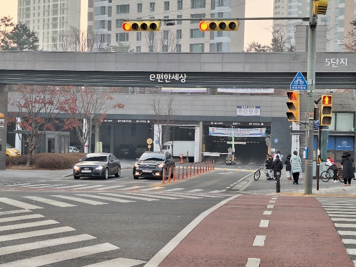 경기 용인시 처인구 남사읍 아곡리 681, 514동 20층2004호 (이편한세상용인한숲시티5단지) 아파트 경매 사진 3