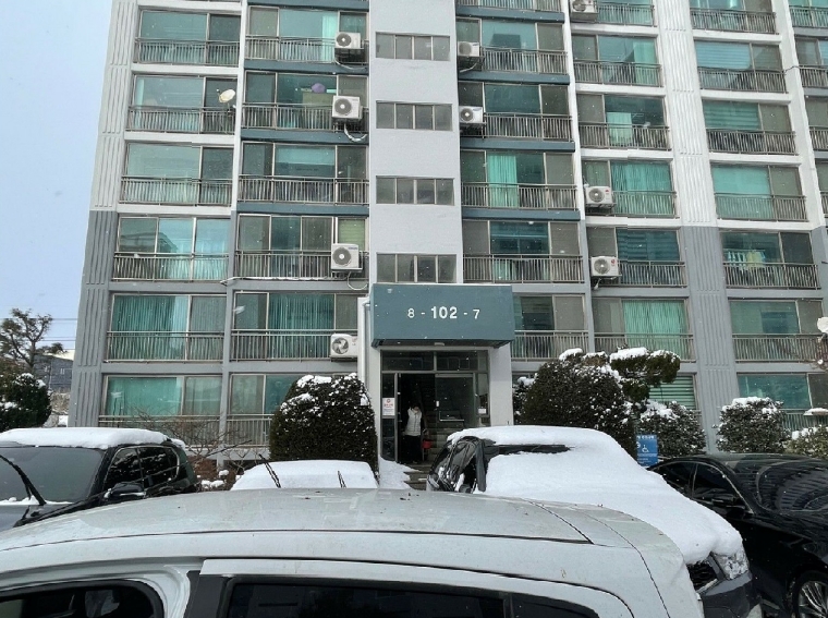 충남 홍성군 홍성읍 오관리 947, 102동 15층1508호 (현대아파트) 외 2필지 아파트 경매 사진 2